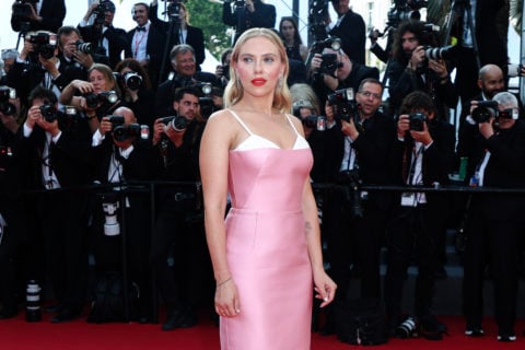scarlott johansson wears a pink dress that has the illusion of an exposed bra at cannes 2023
